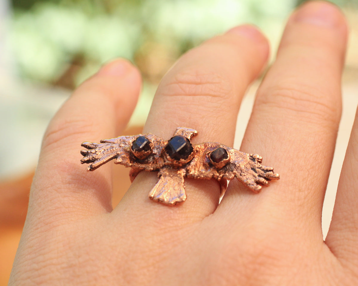 Garnet Crow Ring - Size 7.25
